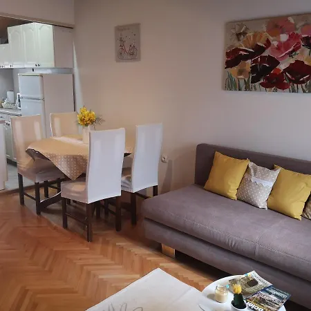 Apartment Malea